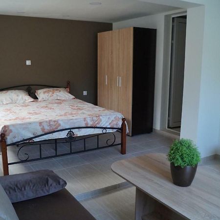 Guest House Di Mare Obzor Exterior photo
